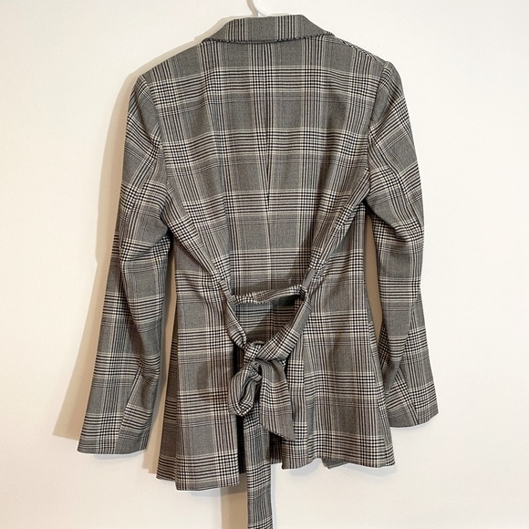 H&M Checked Blazer - Picture 2 of 3